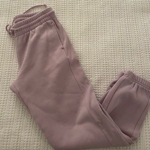 Aritzia TNA Lavender Sweatpants